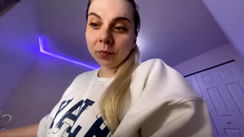 Amanda online show from 03/04/25, 11:08