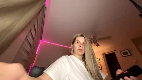 Amanda online show from 05/01/26, 06:07