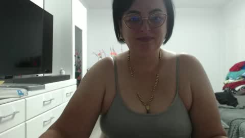 Snapshot of amandamuller1982 chatting on 09/15/25, 11:16 Anda online show from 09/15/25, 11:16