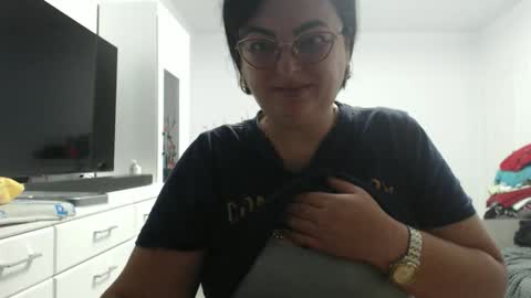 Snapshot of amandamuller1982 chatting on 09/17/25, 10:00 Anda online show from 09/17/25, 10:00