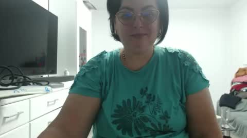 Snapshot of amandamuller1982 chatting on 10/10/25, 11:15 Anda online show from 10/10/25, 11:15