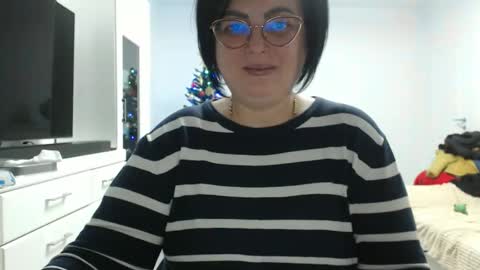 Snapshot of amandamuller1982 chatting on 12/14/25, 11:31 Anda online show from 12/14/25, 11:31