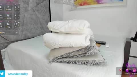 Snapshot of amandanordby_ chatting on 02/08/25, 01:32 Miss Amanda online show from 02/08/25, 01:32