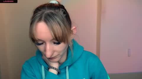 Amanda online show from 09/29/25, 06:40