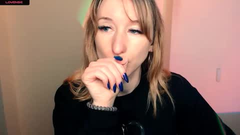 Amanda online show from 10/13/25, 07:08