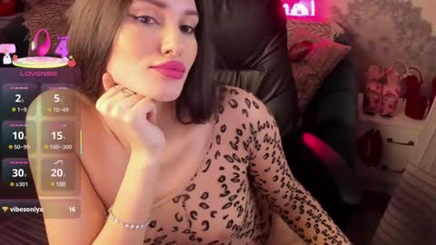 Snapshot of amandastrongj chatting on 03/04/25, 01:12 Amanda online show from 03/04/25, 01:12