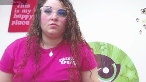Snapshot of amandawatts chatting on 04/17/26, 07:39 Amanda W online show from 04/17/26, 07:39