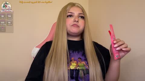 Snapshot of amandhaaa chatting on 12/22/24, 08:03 Amandha online show from 12/22/24, 08:03