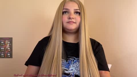 Snapshot of amandhaaa chatting on 12/30/24, 07:11 Amandha online show from 12/30/24, 07:11