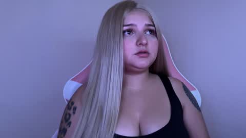 Snapshot of amandhaaa chatting on 01/27/25, 09:11 Amandha online show from 01/27/25, 09:11