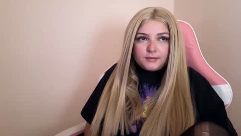 Snapshot of amandhaaa chatting on 02/06/25, 12:48 Amandha online show from 02/06/25, 12:48