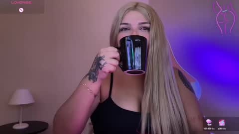 Snapshot of amandhaaa chatting on 03/02/25, 01:47 Amandha online show from 03/02/25, 01:47