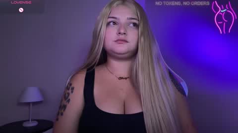 Snapshot of amandhaaa chatting on 03/07/25, 09:48 Amandha online show from 03/07/25, 09:48