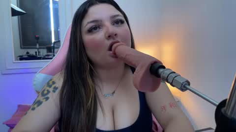 Snapshot of amandhaaa chatting on 10/11/25, 06:39 Amandha online show from 10/11/25, 06:39