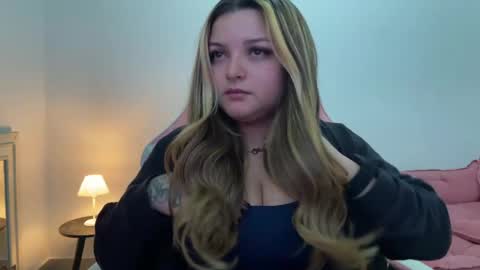 Snapshot of amandhaaa chatting on 05/10/26, 10:59 Amandha online show from 05/10/26, 10:59