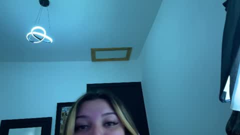 Snapshot of amandhaaa chatting on 06/23/26, 12:03 Amandha online show from 06/23/26, 12:03
