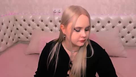 amanemisa19 online show from 12/23/24, 08:25