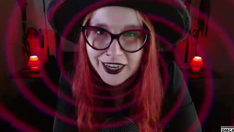 Snapshot of amanita__pantherina chatting on 12/18/24, 02:38 Goddess Amanita online show from 12/18/24, 02:38