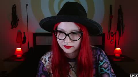 Snapshot of amanita__pantherina chatting on 01/15/25, 12:04 Goddess Amanita online show from 01/15/25, 12:04
