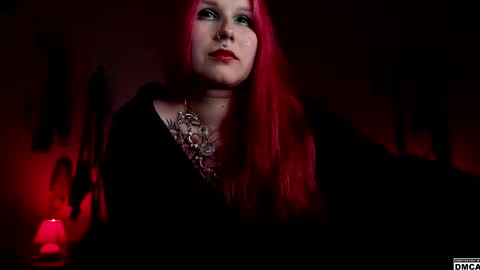 Snapshot of amanita__pantherina chatting on 10/13/25, 10:59 Goddess Amanita online show from 10/13/25, 10:59