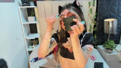 amapola_hs online show from 04/06/26, 10:22
