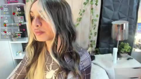 amapola_hs online show from 04/22/26, 10:11