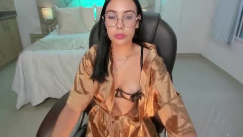 amara foxx online show from 06/29/26, 07:25