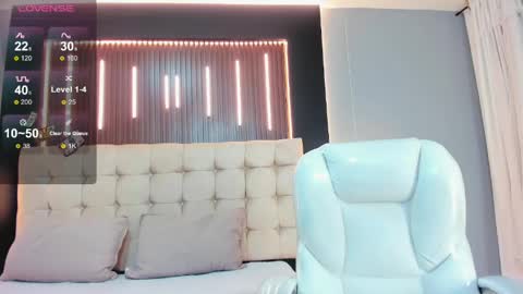      online show from 04/17/26, 01:36