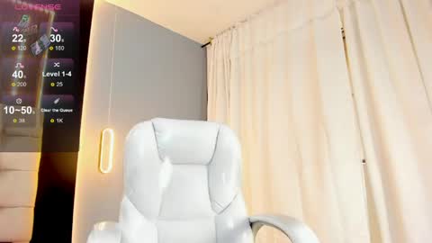      online show from 04/23/26, 03:03