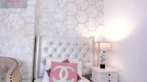 amara_rousse online show from 02/04/26, 11:27