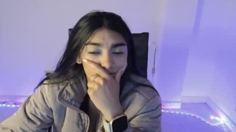 amara_silk online show from 04/23/26, 02:46