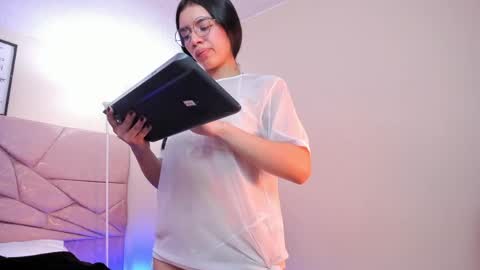 amara velle  online show from 04/01/26, 01:41