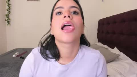 Amaraa 01 online show from 12/16/25, 03:33