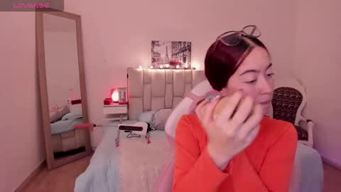 amaraa_couper1 online show from 02/18/26, 04:08