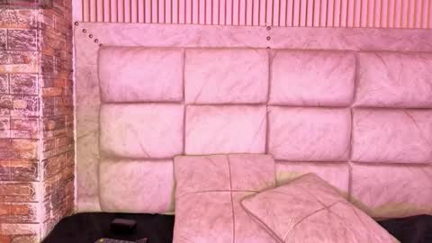 amarahanks_ online show from 02/25/26, 09:35