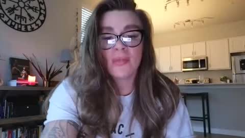 Amara Jezebel online show from 10/25/25, 04:35