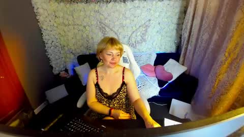 Sofia online show from 04/14/26, 07:20