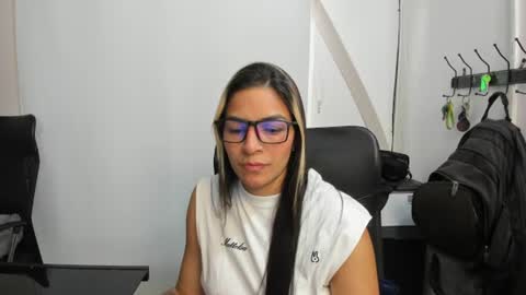 Snapshot of amaranta_carey chatting on 07/25/26, 09:23 amaranta_carey online show from 07/25/26, 09:23