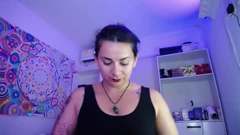 Susan online show from 11/01/25, 11:51