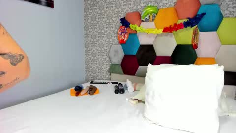 amarantha_hans online show from 11/09/25, 12:25