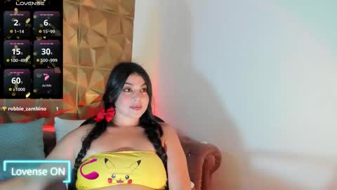 Snapshot of amarantha_naughty chatting on 10/31/25, 01:39 Amarantha online show from 10/31/25, 01:39