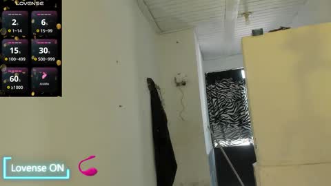 Snapshot of amarantha_naughty chatting on 11/02/25, 08:44 Amarantha online show from 11/02/25, 08:44