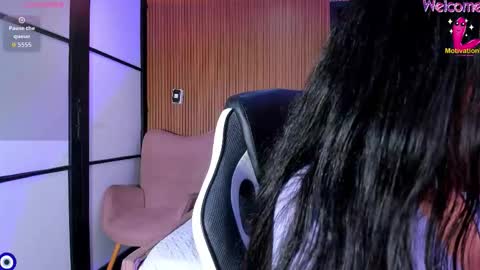 Amara Wolf online show from 01/16/26, 09:41