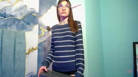 Snapshot of amare_sole chatting on 10/13/25, 01:55 Amare Sole online show from 10/13/25, 01:55