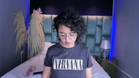 Emily online show from 01/11/25, 05:40