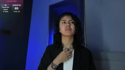 Emily online show from 11/08/25, 11:43