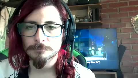 Snapshot of amaru_bf_experience chatting on 11/16/25, 03:06 Amaru online show from 11/16/25, 03:06