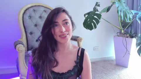 Snapshot of amatista_4 chatting on 10/25/25, 07:30 Amatista online show from 10/25/25, 07:30