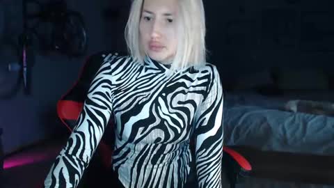 Snapshot of amayamalina chatting on 12/08/24, 09:13 Malina online show from 12/08/24, 09:13