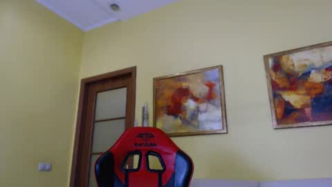 amazing_agness online show from 04/14/26, 09:37